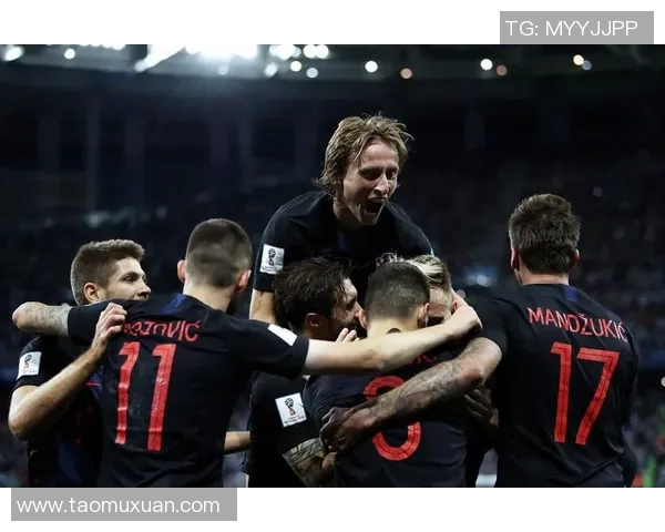 四大足球巨星同框合照 展现无与伦比的球场魅力与荣耀